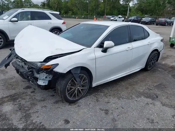 4T1G11AK9PU833943 2023 TOYOTA CAMRY - Image 2