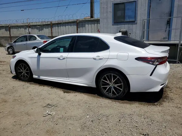 4T1G11AK9PU837135 2023 TOYOTA CAMRY - Image 2