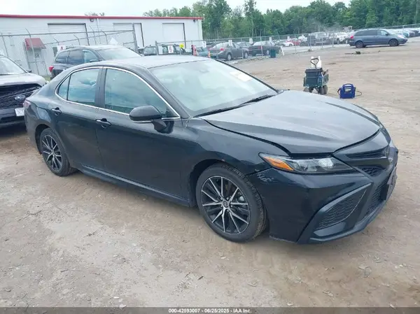 4T1G11AK9PU838642 2023 TOYOTA CAMRY - Image 1