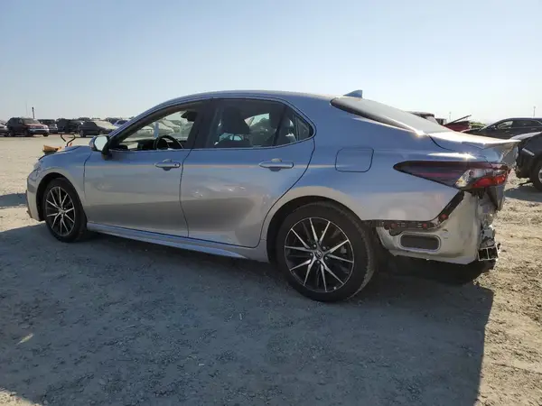 4T1G11AK9RU203861 2024 TOYOTA CAMRY - Image 2