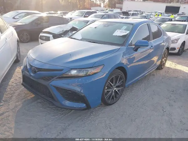 4T1G11AK9RU217002 2024 TOYOTA CAMRY - Image 2