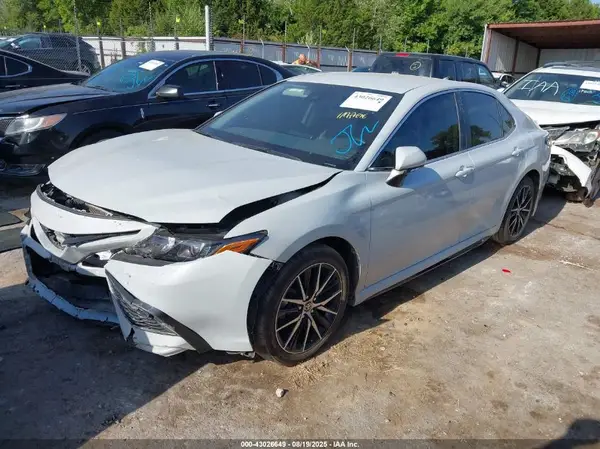 4T1G11AK9RU228467 2024 TOYOTA CAMRY - Image 2