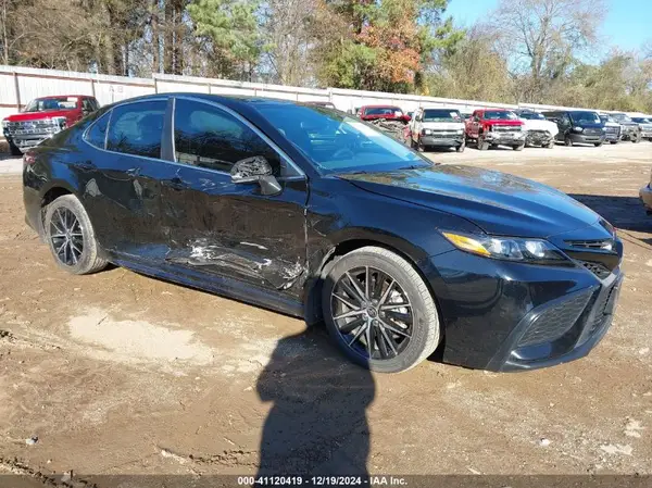 4T1G11AK9RU243387 2024 TOYOTA CAMRY - Image 1