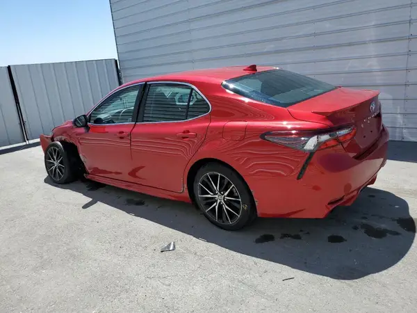4T1G11AK9RU247407 2024 TOYOTA CAMRY - Image 2