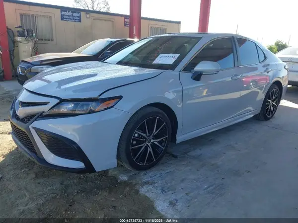 4T1G11AK9RU265969 2024 TOYOTA CAMRY - Image 2