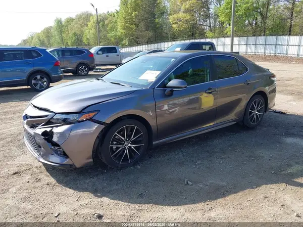 4T1G11AK9RU844329 2024 TOYOTA CAMRY - Image 2