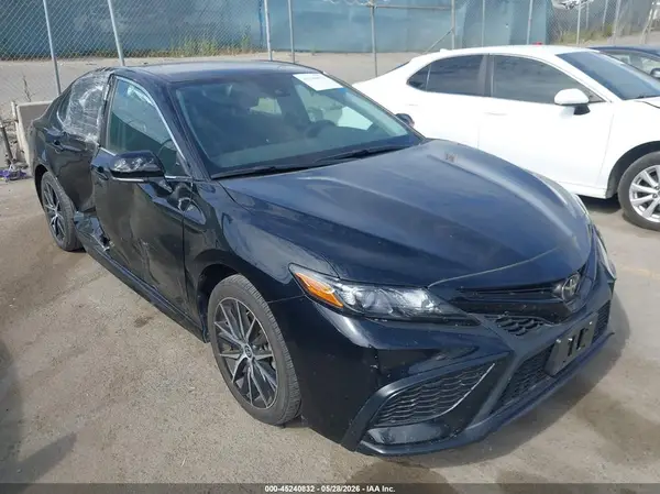 4T1G11AK9RU847571 2024 TOYOTA CAMRY - Image 1