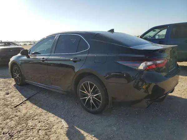 4T1G11AK9RU847831 2024 TOYOTA CAMRY - Image 2