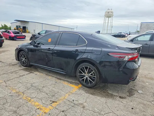 4T1G11AK9RU848090 2024 TOYOTA CAMRY - Image 2