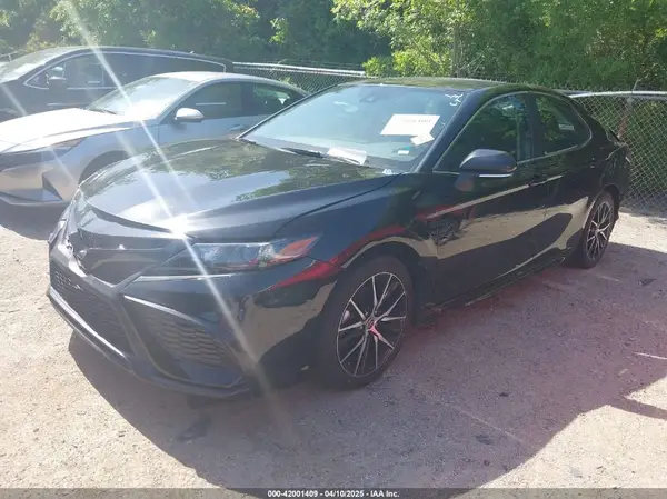 4T1G11AK9RU850857 2024 TOYOTA CAMRY - Image 2