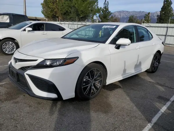 4T1G11AK9RU859039 2024 TOYOTA CAMRY - Image 1