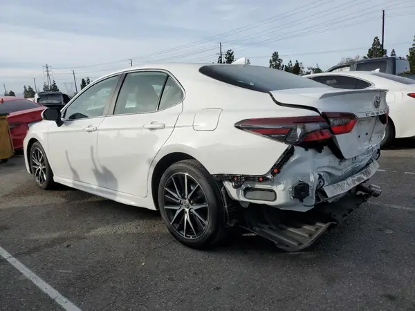 4T1G11AK9RU859039 2024 TOYOTA CAMRY - Image 2