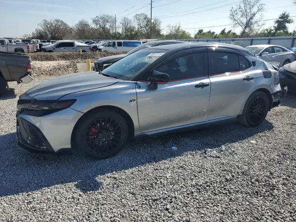 4T1G11AK9RU865116 2024 TOYOTA CAMRY - Image 1