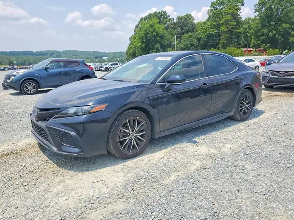 4T1G11AK9RU875788 2024 TOYOTA CAMRY - Image 1