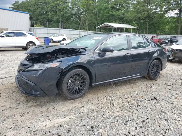 4T1G11AK9RU877055 2024 TOYOTA CAMRY - Image 1