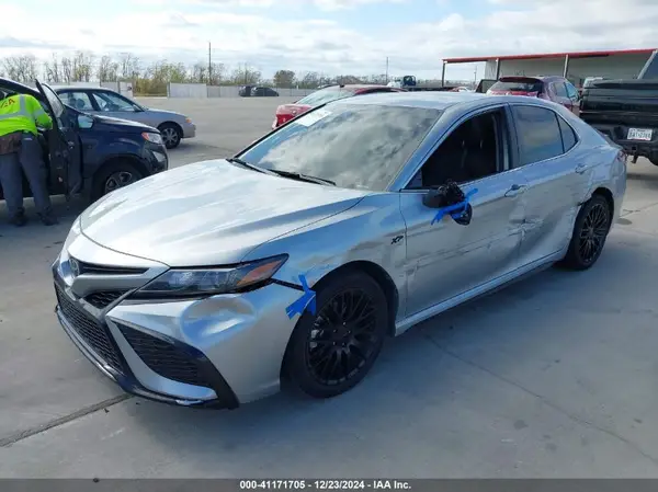 4T1G11AK9RU883163 2024 TOYOTA CAMRY - Image 2