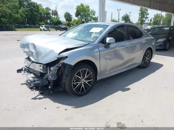 4T1G11AK9RU887181 2024 TOYOTA CAMRY - Image 2