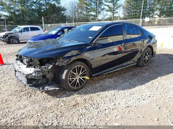 4T1G11AK9RU887536 2024 TOYOTA CAMRY - Image 2