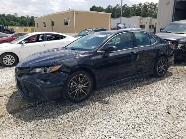 4T1G11AK9RU890727 2024 TOYOTA CAMRY - Image 1