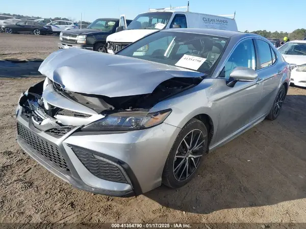 4T1G11AK9RU891120 2024 TOYOTA CAMRY - Image 2