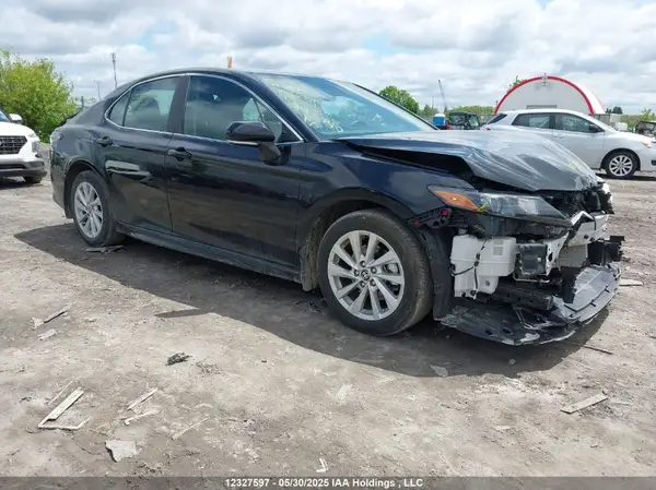 4T1G11AK9RU905064 2024 TOYOTA CAMRY - Image 1