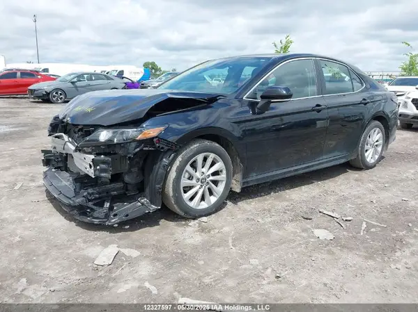 4T1G11AK9RU905064 2024 TOYOTA CAMRY - Image 2