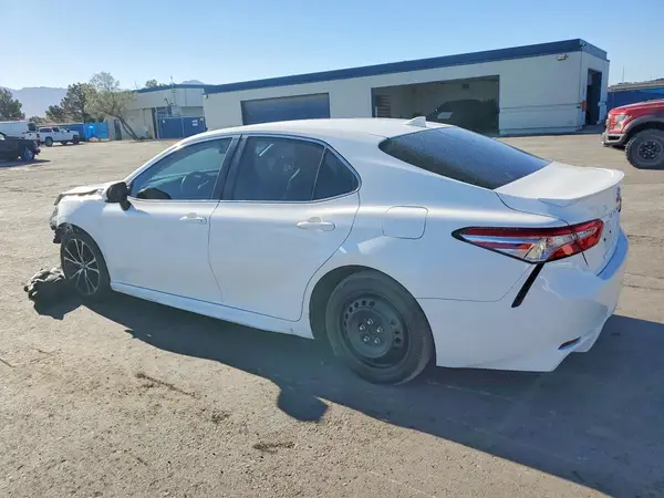 4T1G11AKXLU311221 2020 TOYOTA CAMRY - Image 2