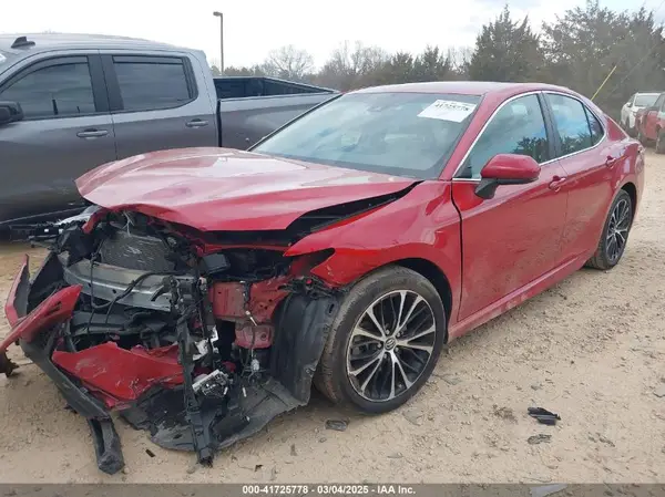 4T1G11AKXLU319013 2020 TOYOTA CAMRY - Image 2