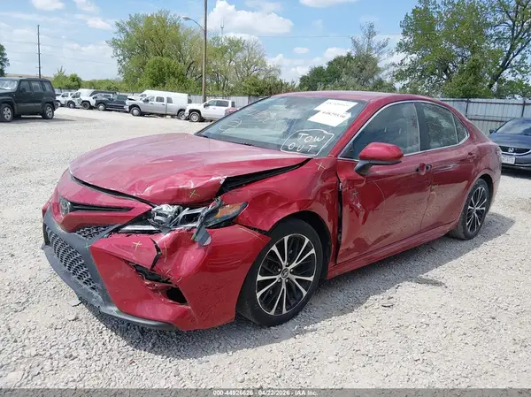 4T1G11AKXLU320064 2020 TOYOTA CAMRY - Image 2