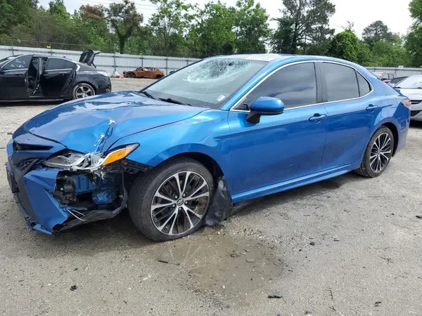 4T1G11AKXLU327421 2020 TOYOTA CAMRY - Image 1