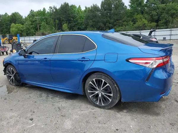 4T1G11AKXLU327421 2020 TOYOTA CAMRY - Image 2