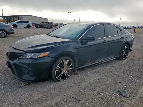 4T1G11AKXLU330254 2020 TOYOTA CAMRY - Image 1
