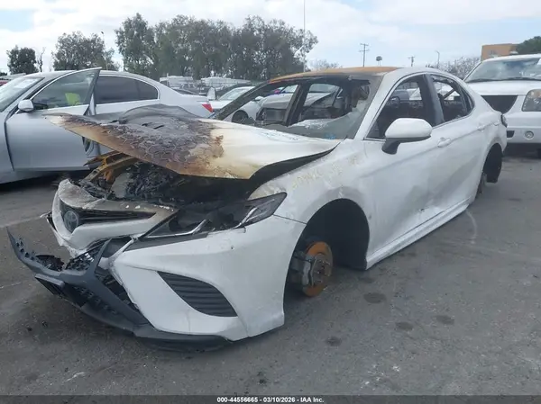 4T1G11AKXLU332280 2020 TOYOTA CAMRY - Image 2
