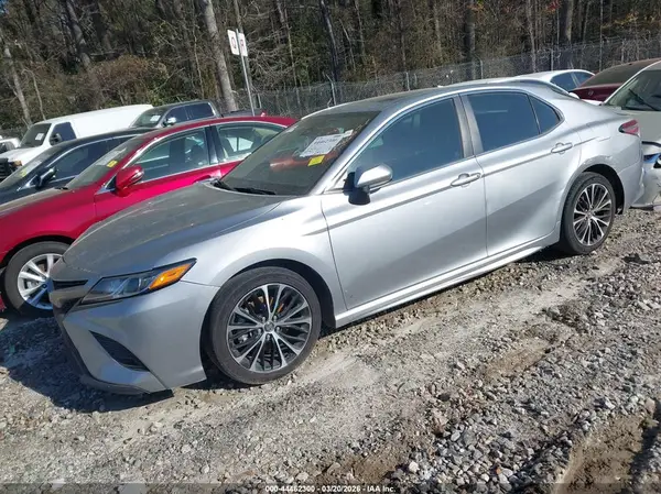 4T1G11AKXLU339990 2020 TOYOTA CAMRY - Image 2