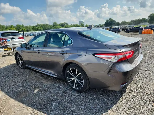 4T1G11AKXLU342193 2020 TOYOTA CAMRY - Image 2