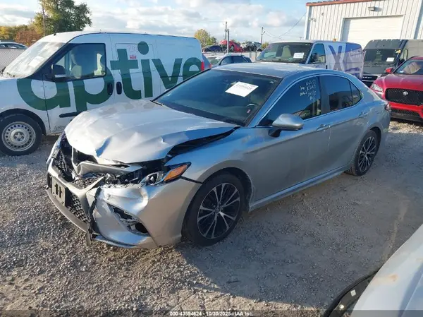 4T1G11AKXLU343473 2020 TOYOTA CAMRY - Image 2