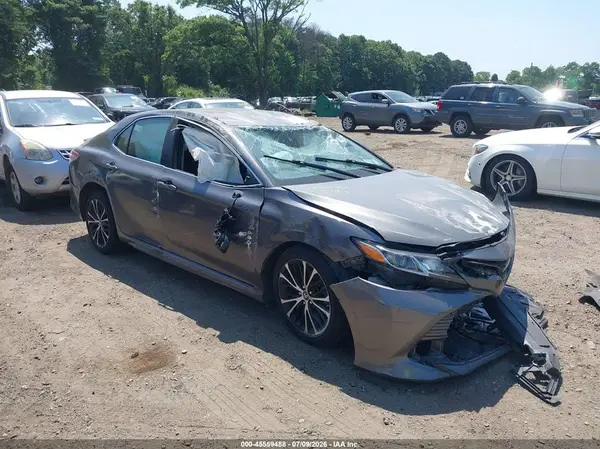 4T1G11AKXLU343974 2020 TOYOTA CAMRY - Image 1
