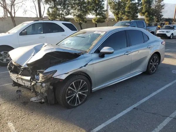 4T1G11AKXLU346793 2020 TOYOTA CAMRY - Image 1