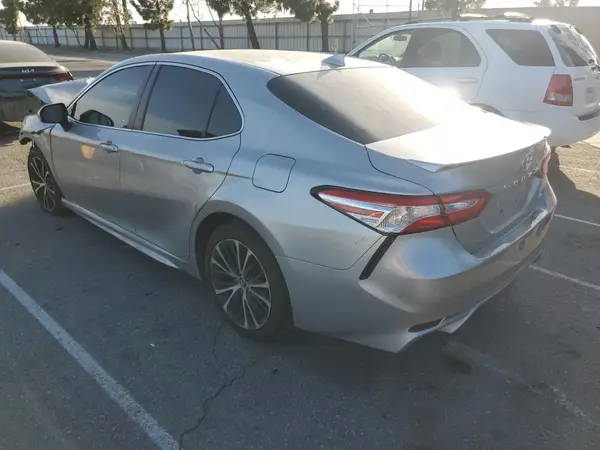 4T1G11AKXLU346793 2020 TOYOTA CAMRY - Image 2