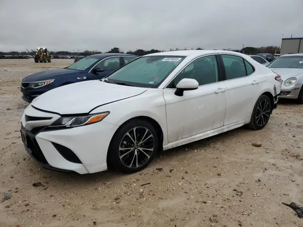 4T1G11AKXLU347961 2020 TOYOTA CAMRY - Image 1