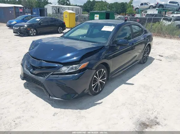 4T1G11AKXLU351606 2020 TOYOTA CAMRY - Image 2