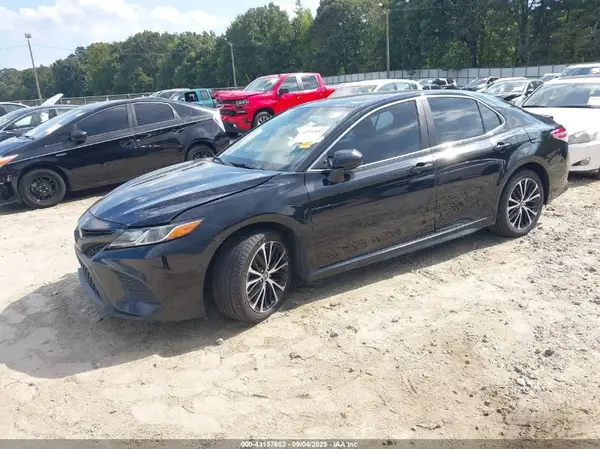 4T1G11AKXLU357261 2020 TOYOTA CAMRY - Image 2