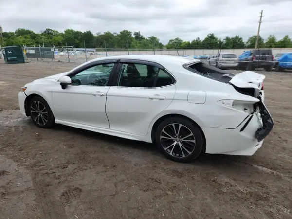 4T1G11AKXLU357325 2020 TOYOTA CAMRY - Image 2