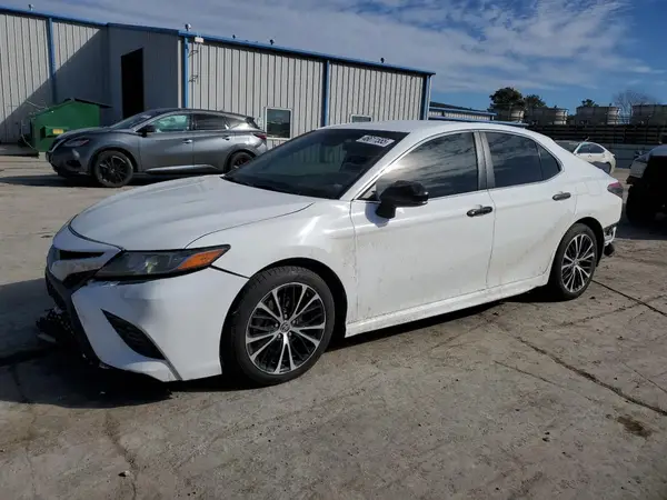 4T1G11AKXLU359396 2020 TOYOTA CAMRY - Image 1