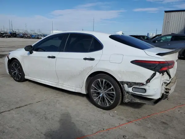 4T1G11AKXLU359396 2020 TOYOTA CAMRY - Image 2