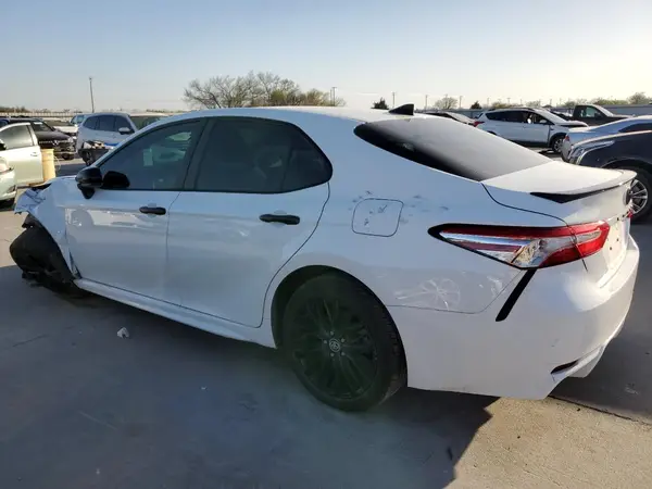 4T1G11AKXLU362346 2020 TOYOTA CAMRY - Image 2