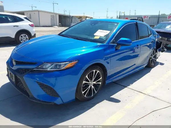 4T1G11AKXLU374206 2020 TOYOTA CAMRY - Image 2