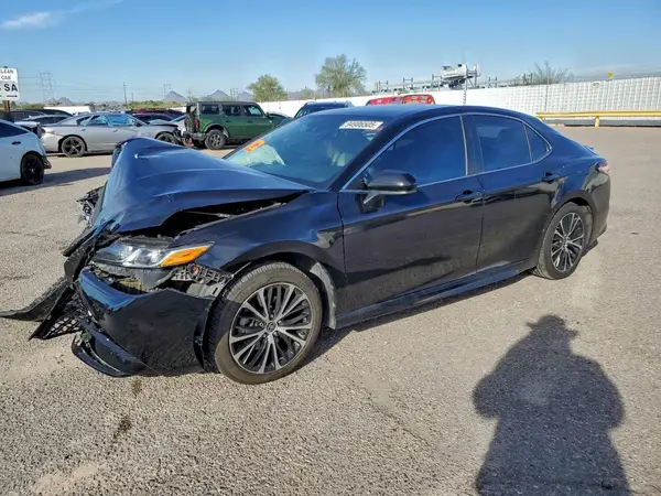 4T1G11AKXLU382631 2020 TOYOTA CAMRY - Image 1