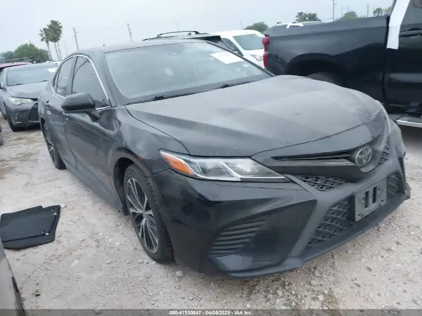 4T1G11AKXLU394021 2020 TOYOTA CAMRY - Image 1