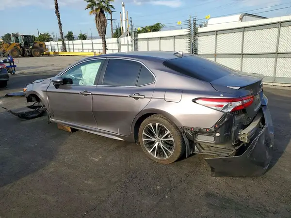 4T1G11AKXLU501519 2020 TOYOTA CAMRY - Image 2